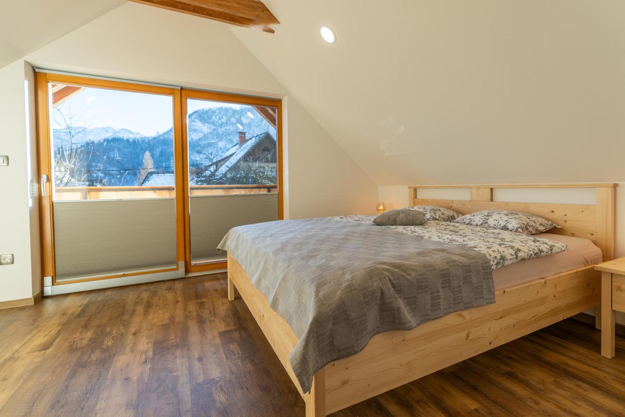 Apartments And Rooms Hodnik Slavko بوينج المظهر الخارجي الصورة