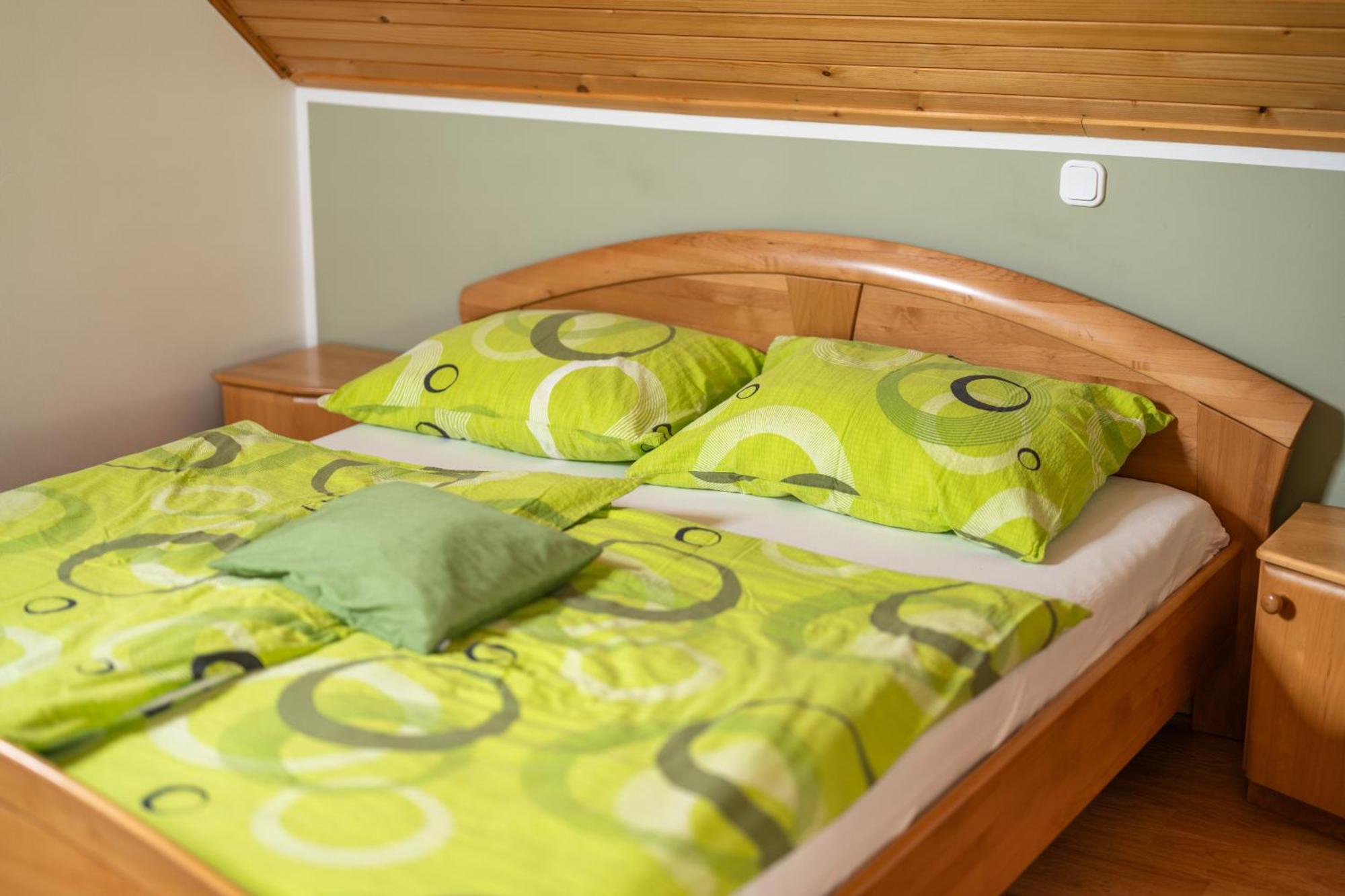 Apartments And Rooms Hodnik Slavko بوينج المظهر الخارجي الصورة