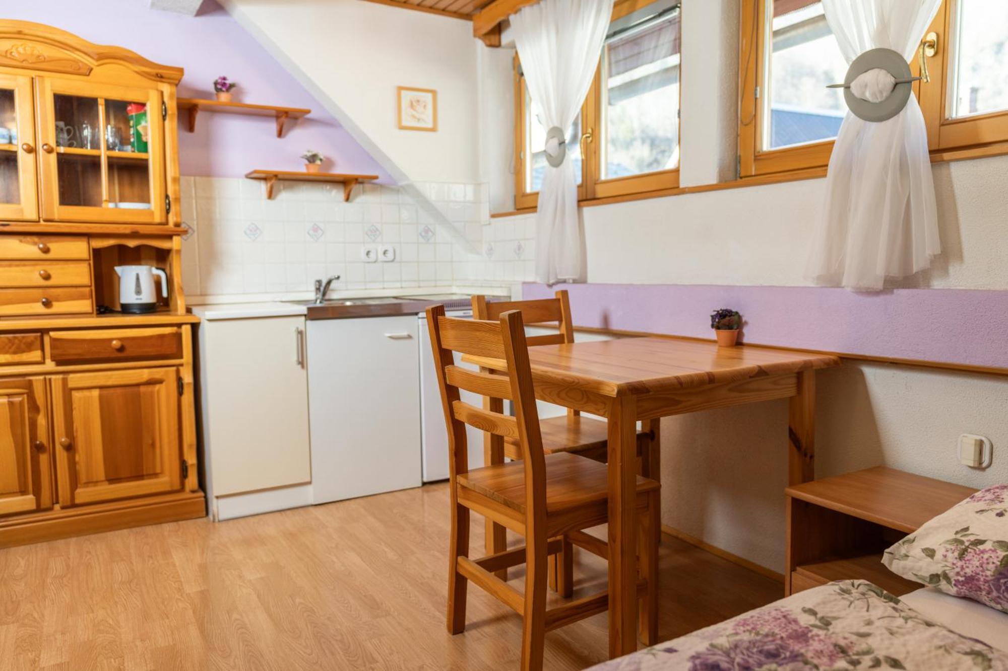 Apartments And Rooms Hodnik Slavko بوينج المظهر الخارجي الصورة